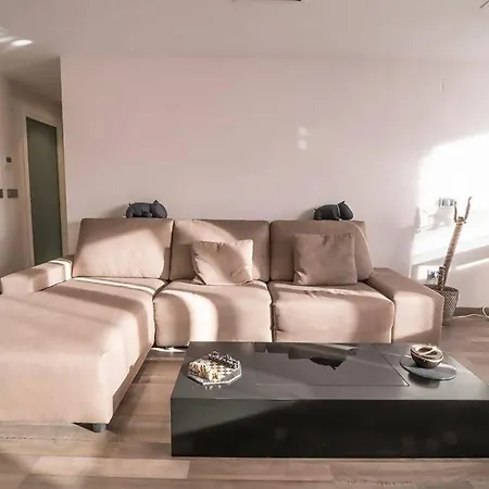 Céntrico Y Actualizado Con Estilo * Valenza