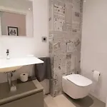 Centrico Y Reformado Con Estilo *