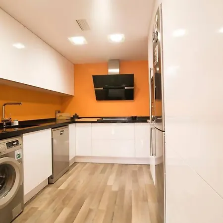 Centrico Y Reformado Con Estilo